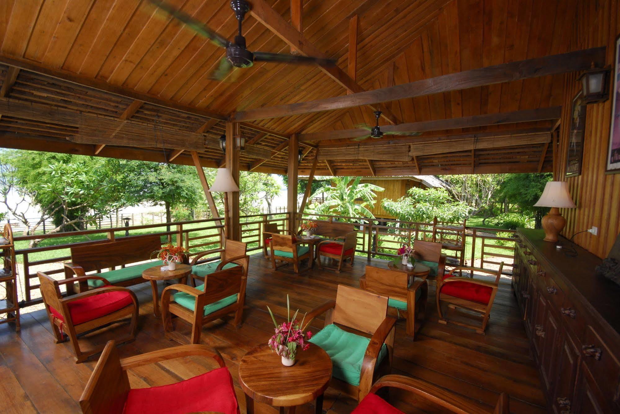 La Folie Lodge Champasak Ngoại thất bức ảnh